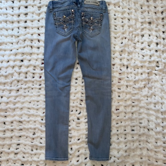 Rock Revival Celinda Easy Ankle Skinny Mid-Rise Jean 28 - Picture 3 of 13